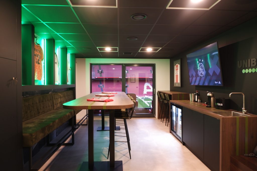 Johan cruijff skybox inrichting