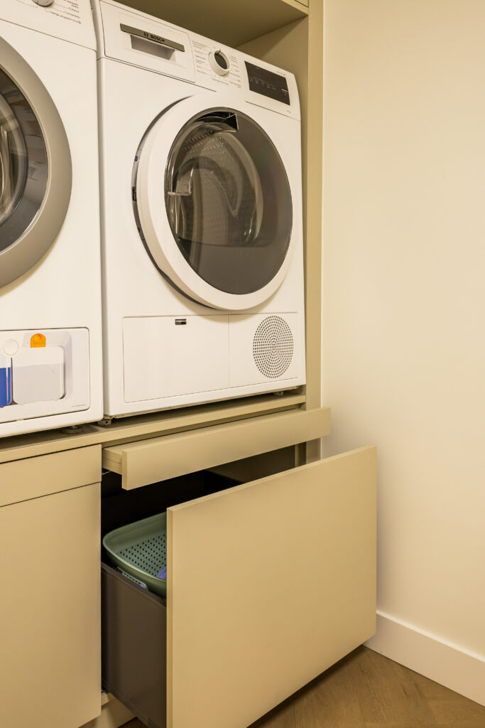 Maatwerk wasmeubel interieurbouw